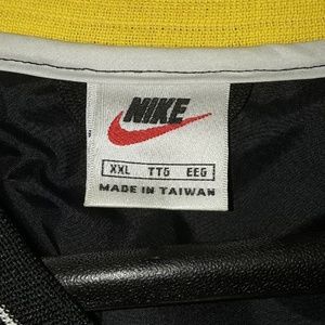 Nike Jackets & Coats - Men's Nike pullover windbreaker Nike Jackets & Coats - Men's Nike pullover windbreaker
